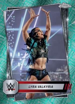 Lyra Valkyria - Raw